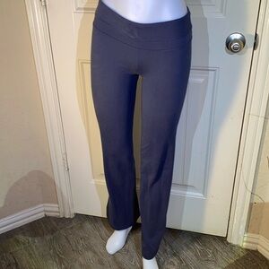 Marika Tek Small flare leg yoga workout pants in grey. Very flattering